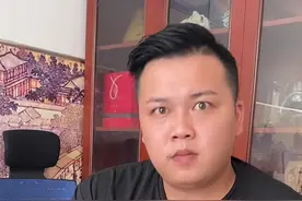 出来玩如果连规矩都不懂，还学人挥转头，那就得悠着点了#搞笑视频 #劈酒 #摇骰子视频封面