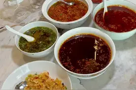 今天给老公做了5款辣椒酱，都是我们家庭常备的，任何一样辣椒酱他都能吃2碗饭，太好养了🥰@DOU+小助手视频封面