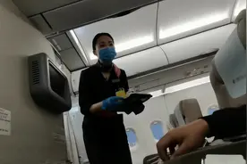 你们要的东方航空服务体验来了@DOU+小助手视频封面