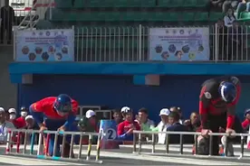 消防员爬4楼有多快？世界消防救援锦标赛攀登挂钩梯项目，中国消防员表现赞了！网友：真·飞檐走壁！视频封面