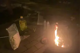 愿以此功德 回向佛净土 回向十方法界众生 回向三恶道众生