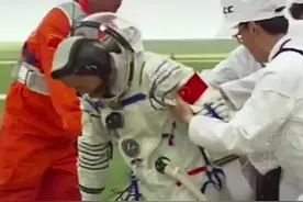 他是中国上太空次数最多的航天员，也是寒门出贵子的典范#正能量 视频封面