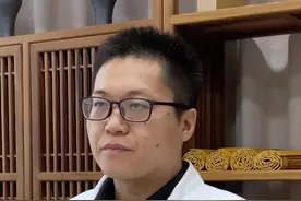 新生儿手脚不自觉抽搐是怎么回事？#癫痫  #医学科普 视频封面