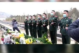 武警甘肃总队官兵深情缅怀陈红军烈士！（兰州  焦福耀  邹诚芳  宗旭）视频封面
