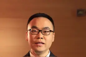 乐团指挥是干嘛的？指挥都在前面比划啥？我也是刚知道！#指挥 @抖音短视频视频封面