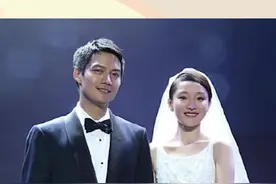 高圣远清空与周迅合照，再次引发网友对于两人婚姻关系的猜测#娱乐播报台视频封面