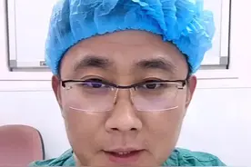 他突然胸口处感到烧灼，造影却发现血管竟然这样了。#医学科普视频封面