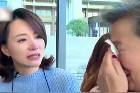 老伴去世后，程奶奶非常想念他。在#朗读亭 ，程奶奶把这份思念读出来，听完后#董卿 哭了……（央视频号 朗读者）视频封面