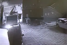 潍坊一环卫工人太厉害了#监控下的一幕 #监控摄像头 #意不意外视频封面