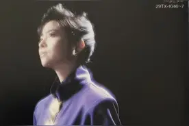 牧村三枝子1953年生，是日本著名演歌手，这首歌名《みちづれ》视频封面