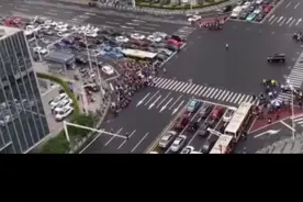 一路走好！长沙市民鸣笛送别袁隆平院士！视频封面