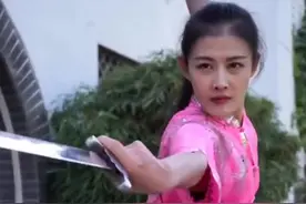 从小就有一个侠女梦#功夫 #太极 #弘扬传统文化 @抖音短视频视频封面