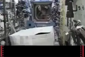 前NASA宇航员穿猩猩服整蛊同事，怪不得成了前NASA宇航员视频封面
