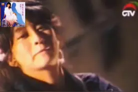 #经典音符再现 #前奏一响拾起多少人的回忆 性感玉女鼻祖#杨林 出道的成名曲，没想到#小虫 陈焕昌老师这么早就出道创作了。