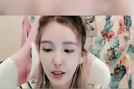 姿态和rita甜蜜双排，姿态：万坤关下门，你嫂子她上不来视频封面