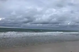 湖南常德市招聘美人鱼表演，有意者电联。也可培训后上岗视频封面