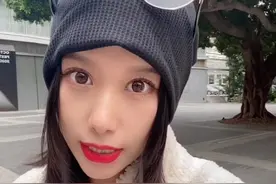 #陈冠希模仿网友模仿陈冠希 粉丝私信让我模仿这个！拜托！这种比赛没什么好不参加的吧～只模仿语气哈哈哈哈视频封面