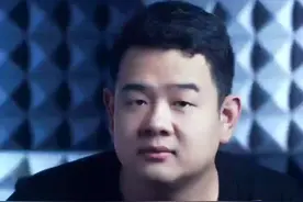 曲面屏的三大缺点！#玩转数码 #知识先锋计划 视频封面