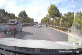 搞了一个前后双摄像录像的行车记录仪：这是前摄像头的视频剪辑！视频封面