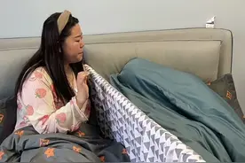 这哪是邻居啊？这简直就是强盗！#搞笑段子视频封面