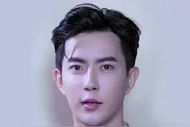 #bazaarwow  腿围只有30cm的#于朦胧 现场量腰围，这个数字会让女孩子羡慕吗？