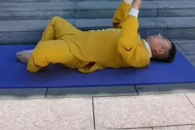 #上热门🔥 躺下双脚跟相对，双手拍打腹股沟，每次200下，有升阳补气，强精固肾，增强血液循环等功效视频封面