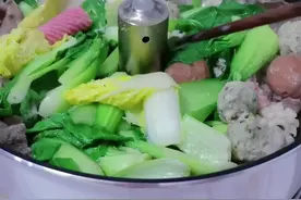 #升降火锅 #蓝宝升降火锅 寒冷的冬天吃个火锅真的太幸福了哟视频封面