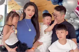 三个孩子 到底谁长的像我?不是说儿子随妈?怎么卡弟跟爸爸共用一张脸😂#二胎妈妈 #亲情陪伴