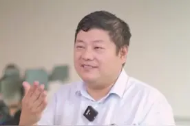 电动汽车涉水，会电到人吗？#科普一下 #涨知识 #晰晰网络 #新能源 #干货分享 #抖音汽车 #电动汽车视频封面