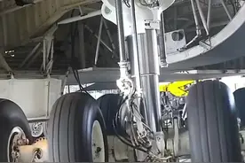 C5银河运输机起落架收起方式#科技 #热门 #军事科技 