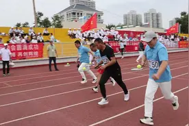 济南公交集团第一届运动会精彩花絮视频封面