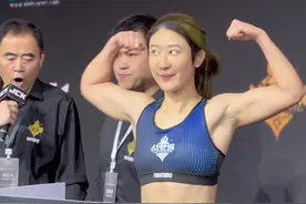 JCK战觉城第二十二战 副赛第二场孙天慧对阵海来伍沙莫 孙天慧柔术上的造诣很深 这场比赛 也是孙天慧和海来伍沙莫的二番战 结局会如何？今晚上18:40让我们拭目以待#jck战觉城 #jck情报员 #jck #美女 #mma