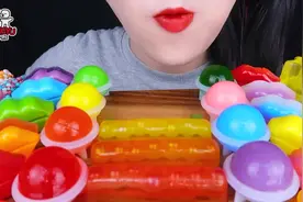 ASMR M豆，五彩果冻和果冻面条 #asmr #asmr助眠视频 #咀嚼音视频封面