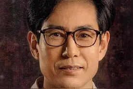 #成泰燊 在#人世间 中将虚荣自私的冯化成演绎的淋漓尽致，68年山西出生，中戏导演系毕业，曾是影帝级别，#巡回检察组 米振东深入人心，慢慢走进观众视野！#琅琊榜 #好剧推荐 #娱乐播报台