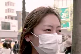 #街访  一天三顿十块钱够吗？#抖音美食 #四月你好视频封面