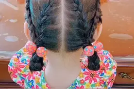 #儿童编发 甜美公主风～漫漫一直在走的路线，生日那天专门为她而设计的一款造型～安排。视频封面