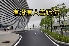 《有没有人告诉你》词曲陈楚生视频封面