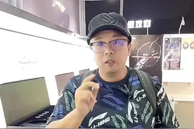 风林火山四把拍子，不同于其他系列#羽毛球拍视频封面