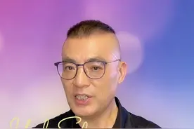 #大v快评 #入学有必要填写父母周信息吗？ 毫无必要！@抖音短视频视频封面