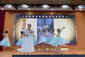 清正为师当师表，廉洁从教筑师魂#祝福我们的祖国繁荣富强 🎉🇨🇳视频封面