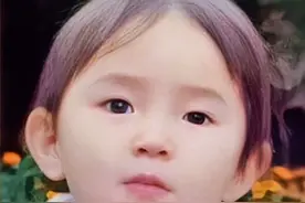 #焦俊艳 #让照片动起来 #萱草花 这个特效可以看看小时候的样子