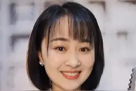 来！讨论一下“甲壳动物屎壳郎身体外面有硬壳。”怎么读呢？#多音字#涓涓说汉字#抖出知识点 #萌知计划@抖音青少年 视频封面