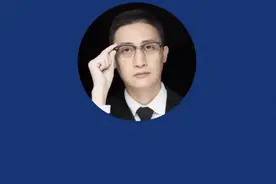 老将董承非卸任兴全，基金持有者要卖吗？#基金 #董承非 #跑路 #谢治宇 #理财 #投资 #价值投资 #晓荣 视频封面