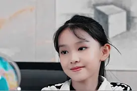 ❤地球仪为什么倾斜23.5度😂  为什么呢 💕宋小睿#宋小睿 #搞笑 #搞笑视频 #抖音 #抖音小助手视频封面