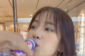 是男朋友？还是瑶瑶公主的御用百宝箱？😂#日常vlog #情侣