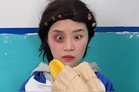 何家欢：好东西是自己争取来的#小时候 #沙雕 #笑点联盟计划