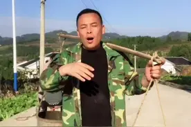 #我的乡村生活 #挑粪浇菜 #原生态原滋味 #爱音乐爱抖音 视频封面