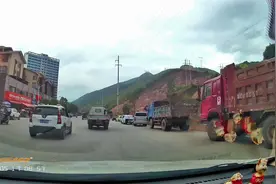 行车记录仪与手机互联，轻松下载到手机视频封面