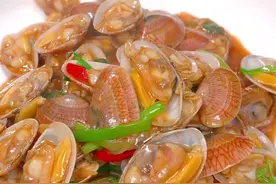 炒花甲做法，不用焯水，干净无沙，做出来原汁原味，特别鲜甜。#花甲 #家常菜 #美食教程