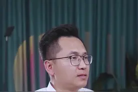 一个小学文凭的小镇姑娘，怎么就可以逆袭成为海底捞的CEO？#杨利娟#海底捞火锅 #人物故事 #企业管理 视频封面